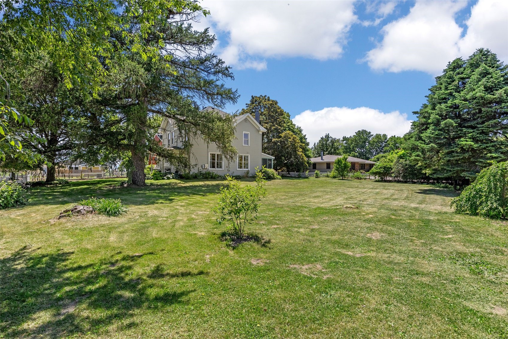 3263 Rohret Road Iowa City IA 52246