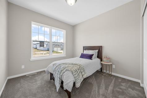 614 Grey Slate Drive SW Cedar Rapids IA 52404
