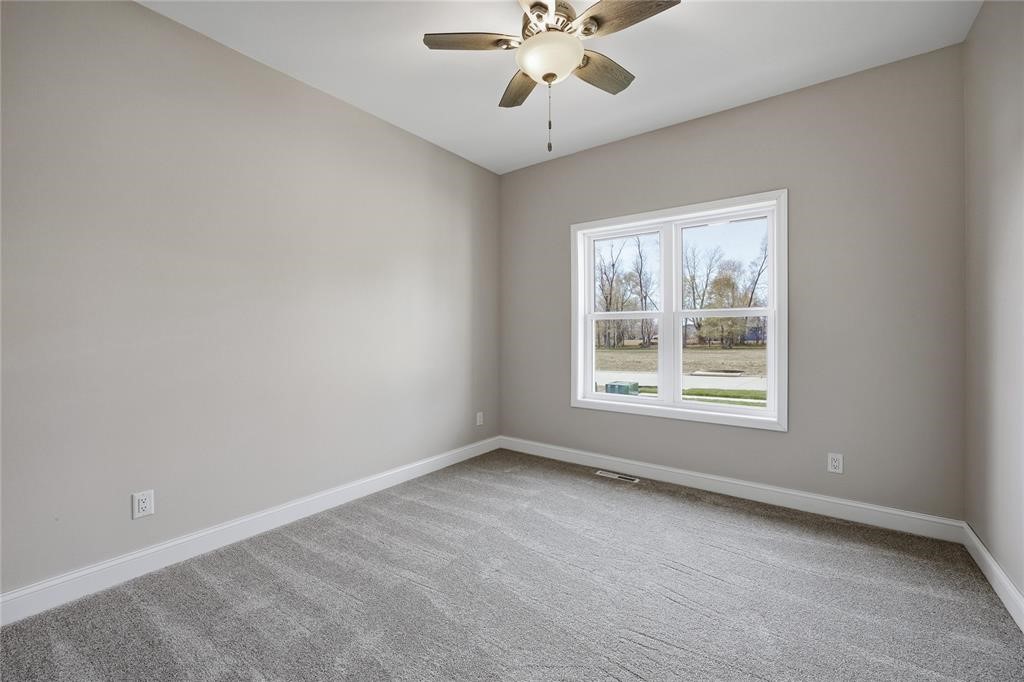 2416 Kestrel Drive SE Cedar Rapids IA 52403