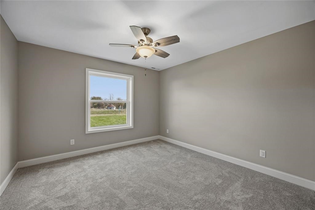 2416 Kestrel Drive SE Cedar Rapids IA 52403