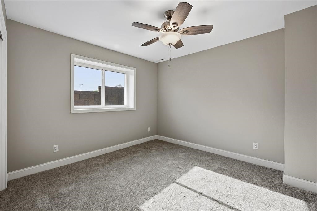 2416 Kestrel Drive SE Cedar Rapids IA 52403