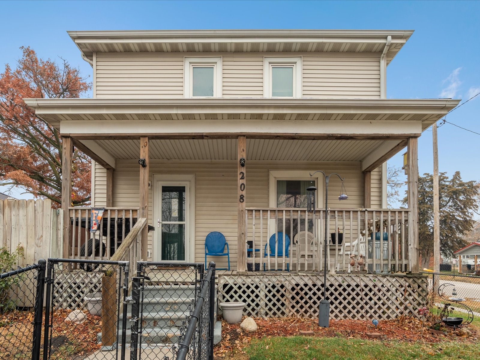 208 E South Street Mechanicsville IA 52306