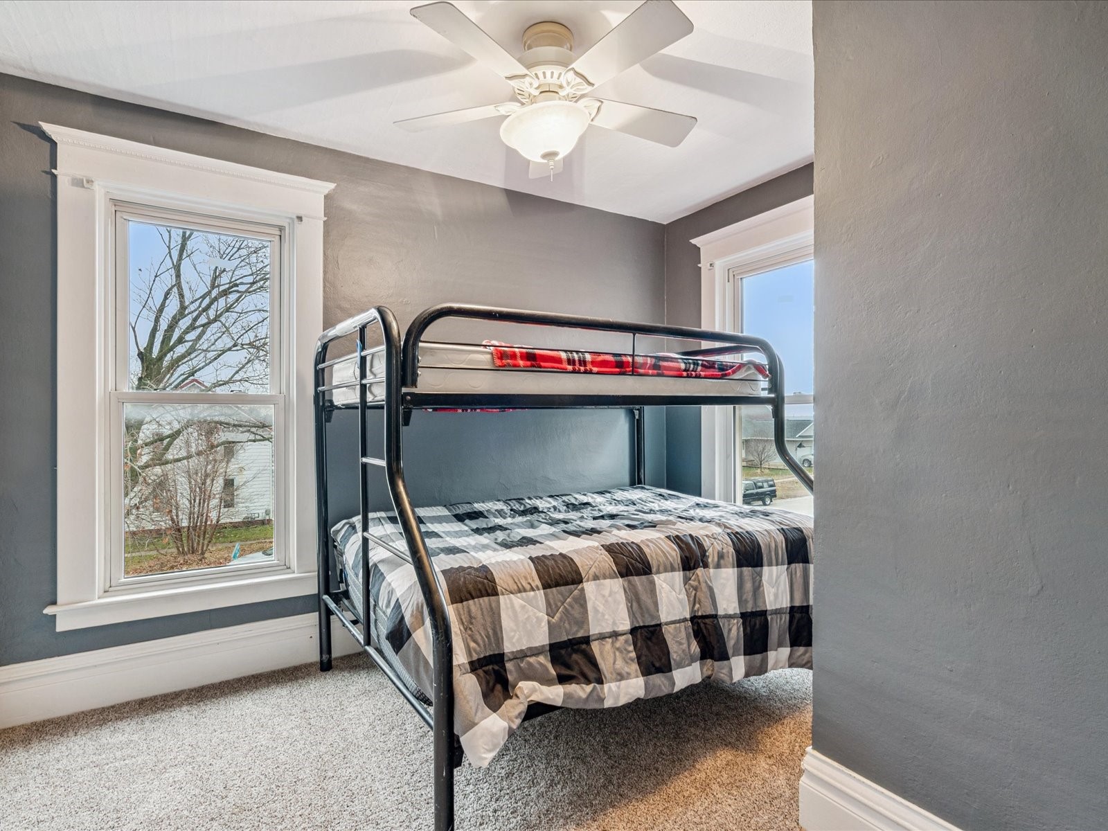 208 E South Street Mechanicsville IA 52306