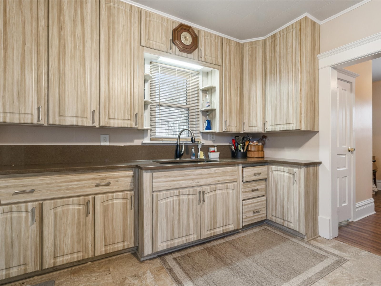 208 E South Street Mechanicsville IA 52306