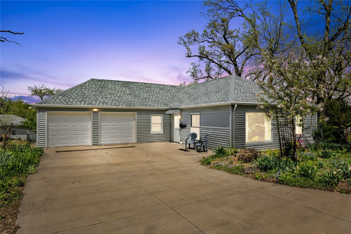 3960 Johnson Avenue NW Cedar Rapids IA 52405