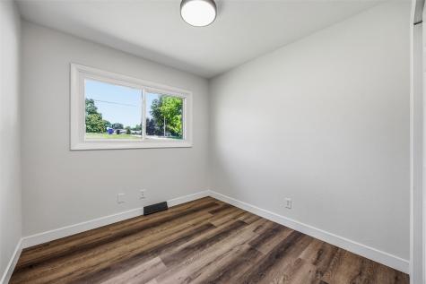 3713 Rogers Cedar Rapids IA 52405