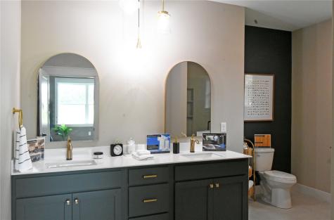 5195 Winslow Road Marion IA 52302