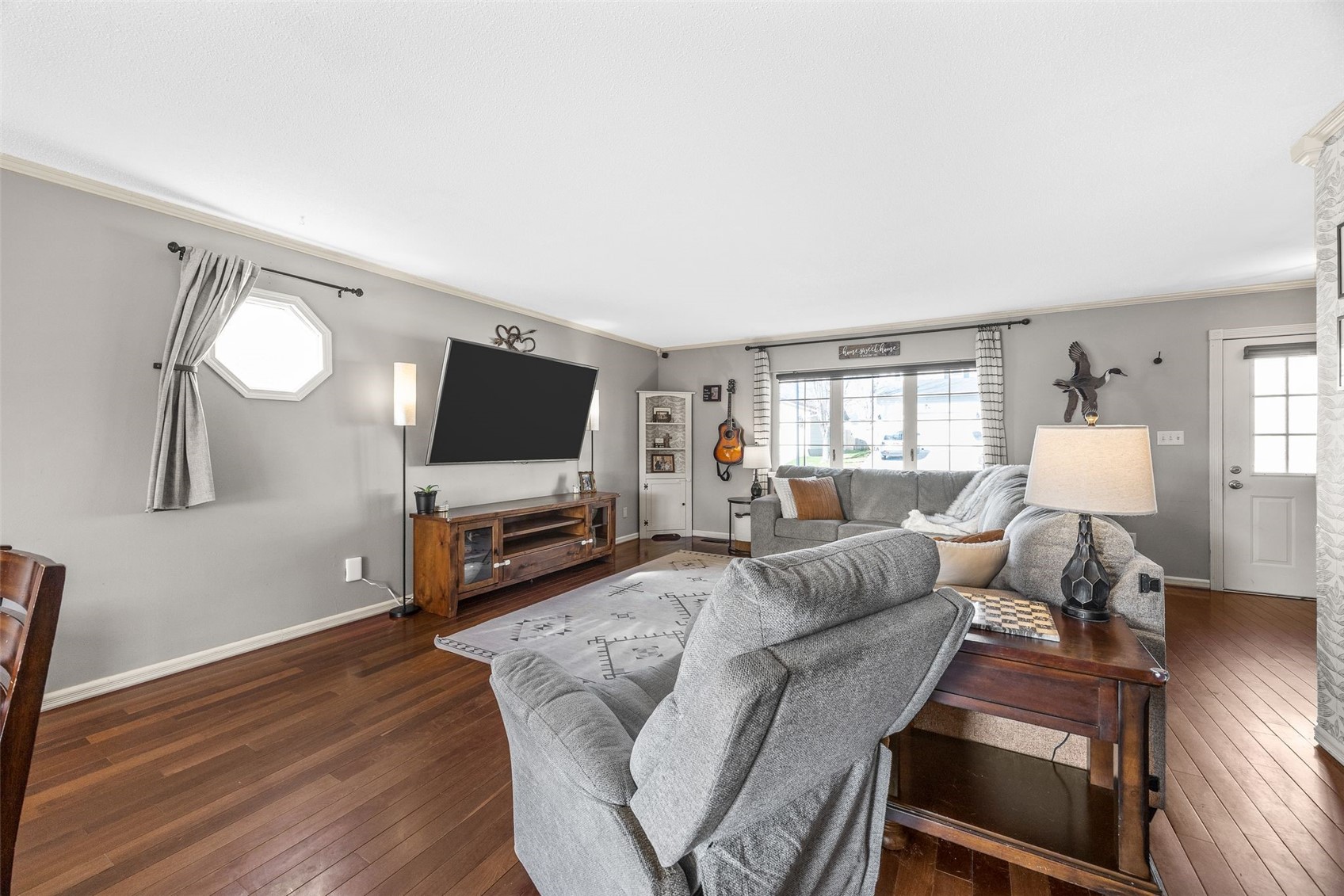 220 Summerhays Tiffin IA 52340