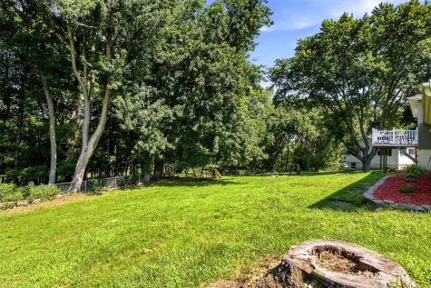1948 Surf Drive NE Solon IA 52333