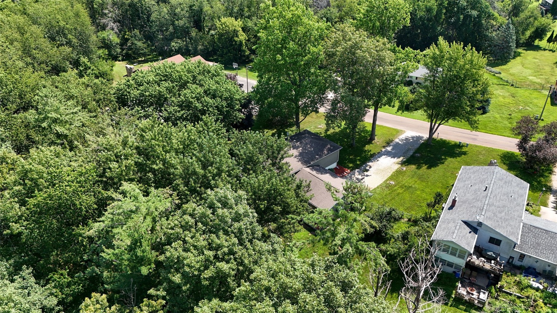 1948 Surf Drive NE Solon IA 52333