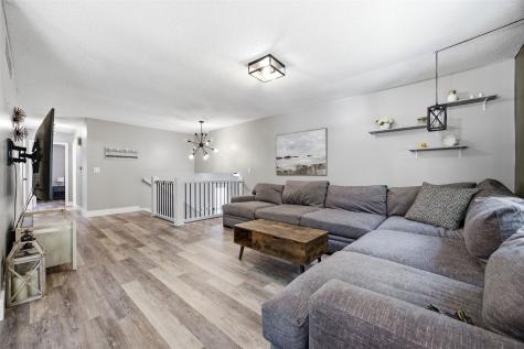 1948 Surf Drive NE Solon IA 52333