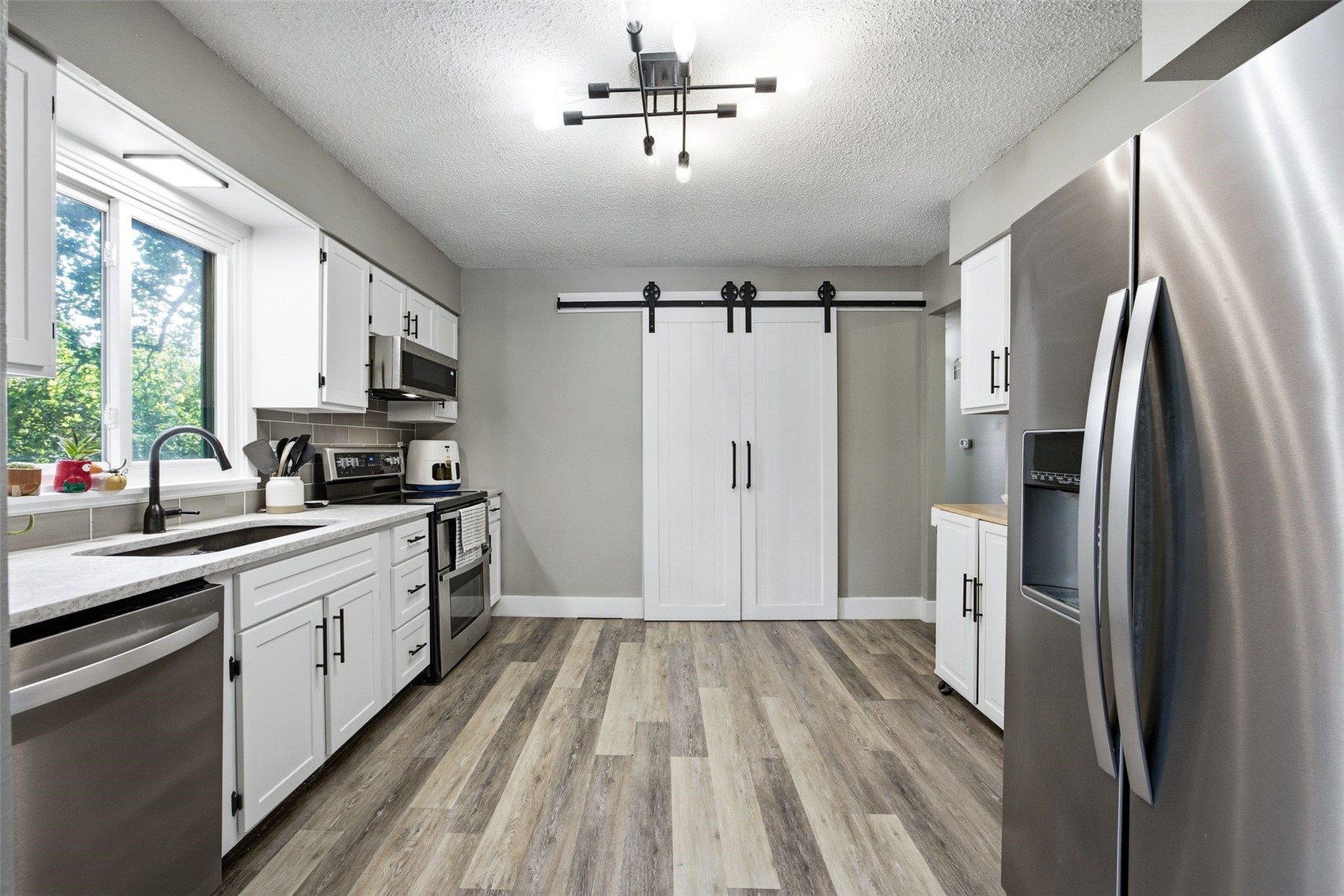 1948 Surf Drive NE Solon IA 52333