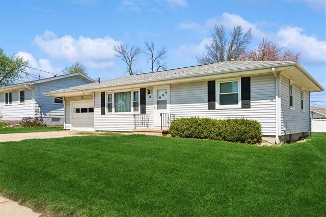 28 29th Avenue SW Cedar Rapids IA 52404