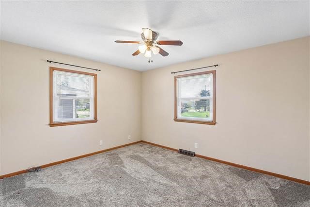 28 29th Avenue SW Cedar Rapids IA 52404