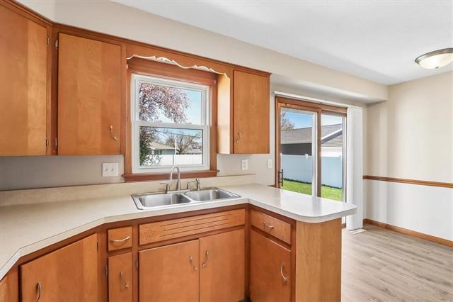 28 29th Avenue SW Cedar Rapids IA 52404