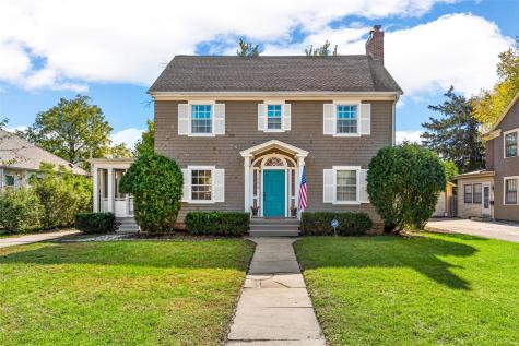 1955 Blake Boulevard SE Cedar Rapids IA 52403