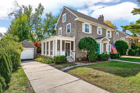 1955 Blake Boulevard SE Cedar Rapids IA 52403