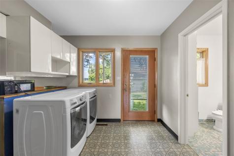 2600 Maple Drive NW Cedar Rapids IA 52405