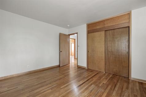 2600 Maple Drive NW Cedar Rapids IA 52405