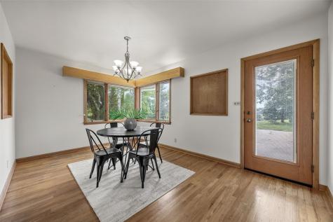 2600 Maple Drive NW Cedar Rapids IA 52405