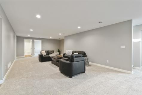 1166 Stable Ridge Drive Marion IA 52302