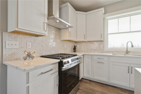 1166 Stable Ridge Drive Marion IA 52302