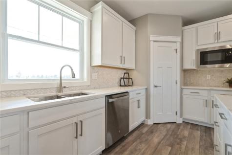 1166 Stable Ridge Drive Marion IA 52302