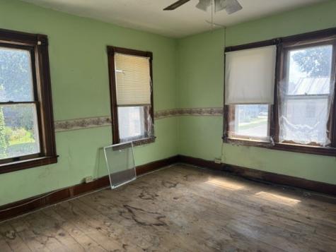 410 S 1st Street Guttenberg IA 52052