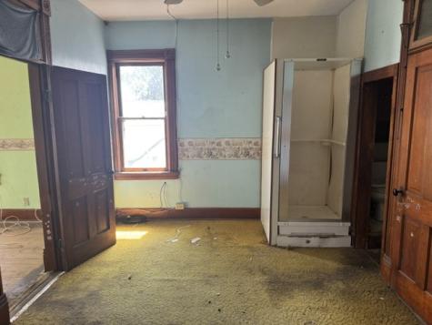 410 S 1st Street Guttenberg IA 52052