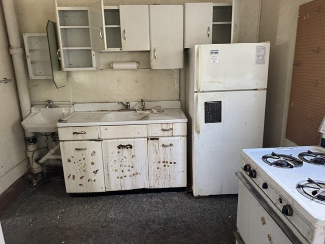 410 S 1st Street Guttenberg IA 52052
