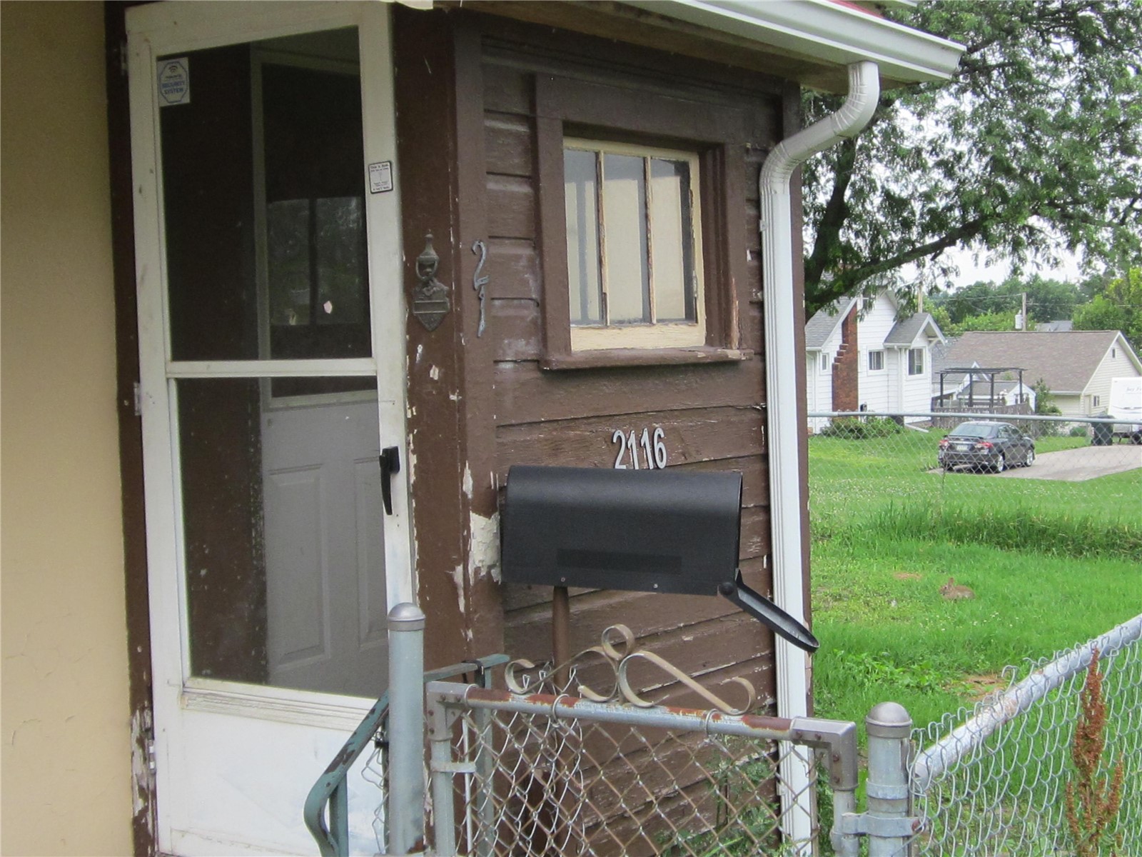2116 Hamilton Street SW Cedar Rapids IA 52404