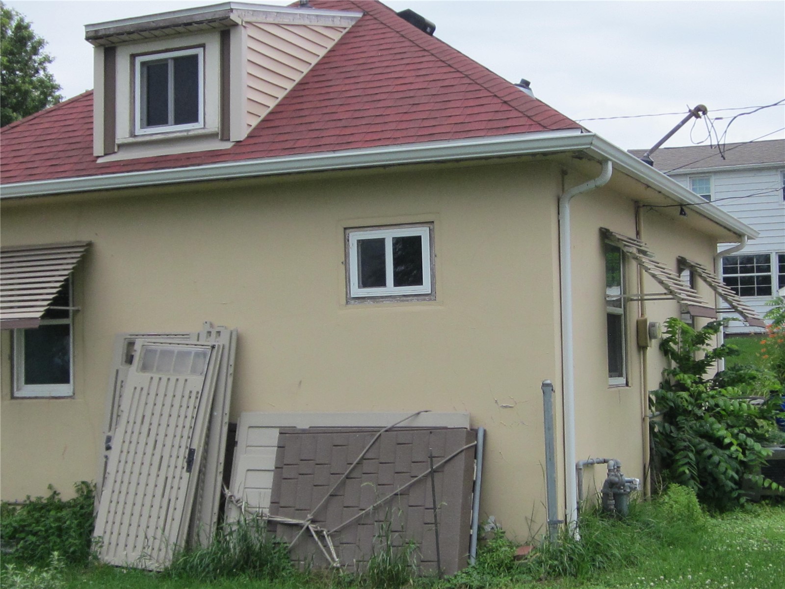 2116 Hamilton Street SW Cedar Rapids IA 52404
