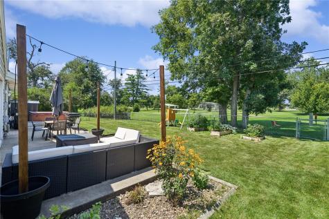 1320 Country Club Drive Marion IA 52302
