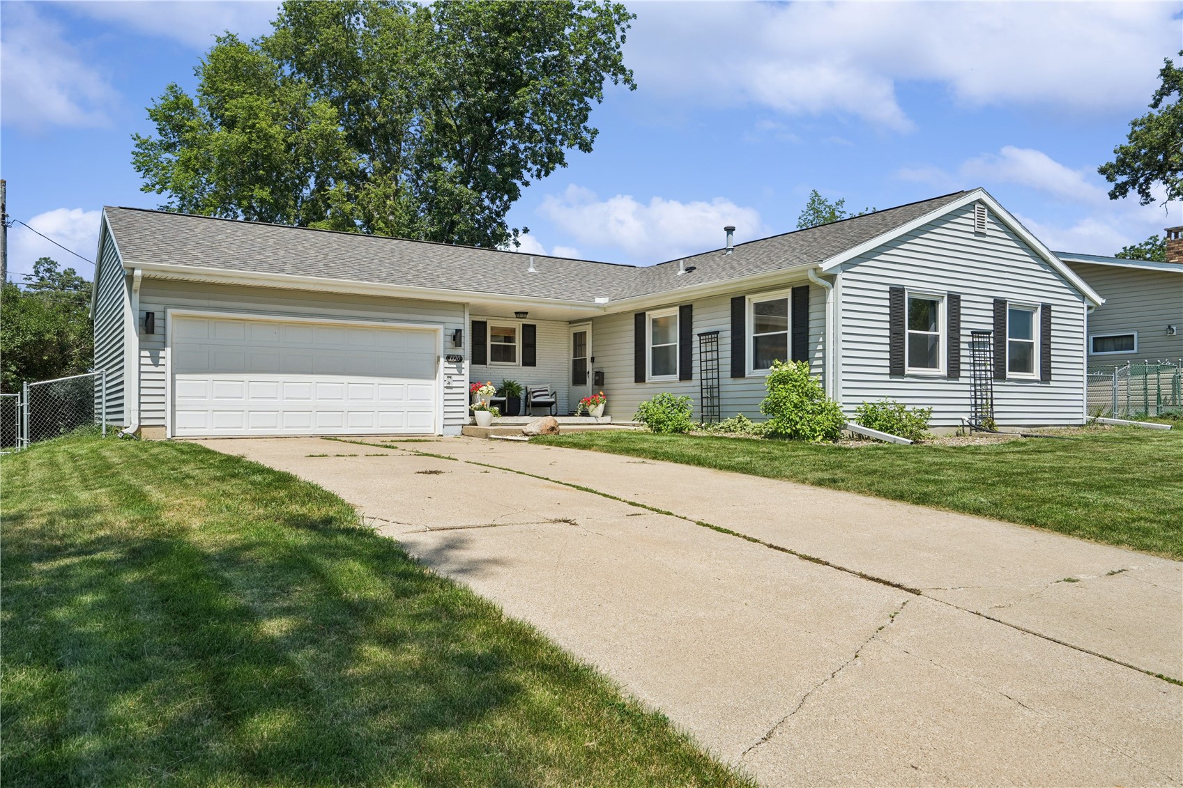 1320 Country Club Drive Marion IA 52302