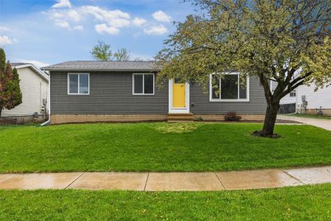 56 Deerwood Court SW Cedar Rapids IA 52404