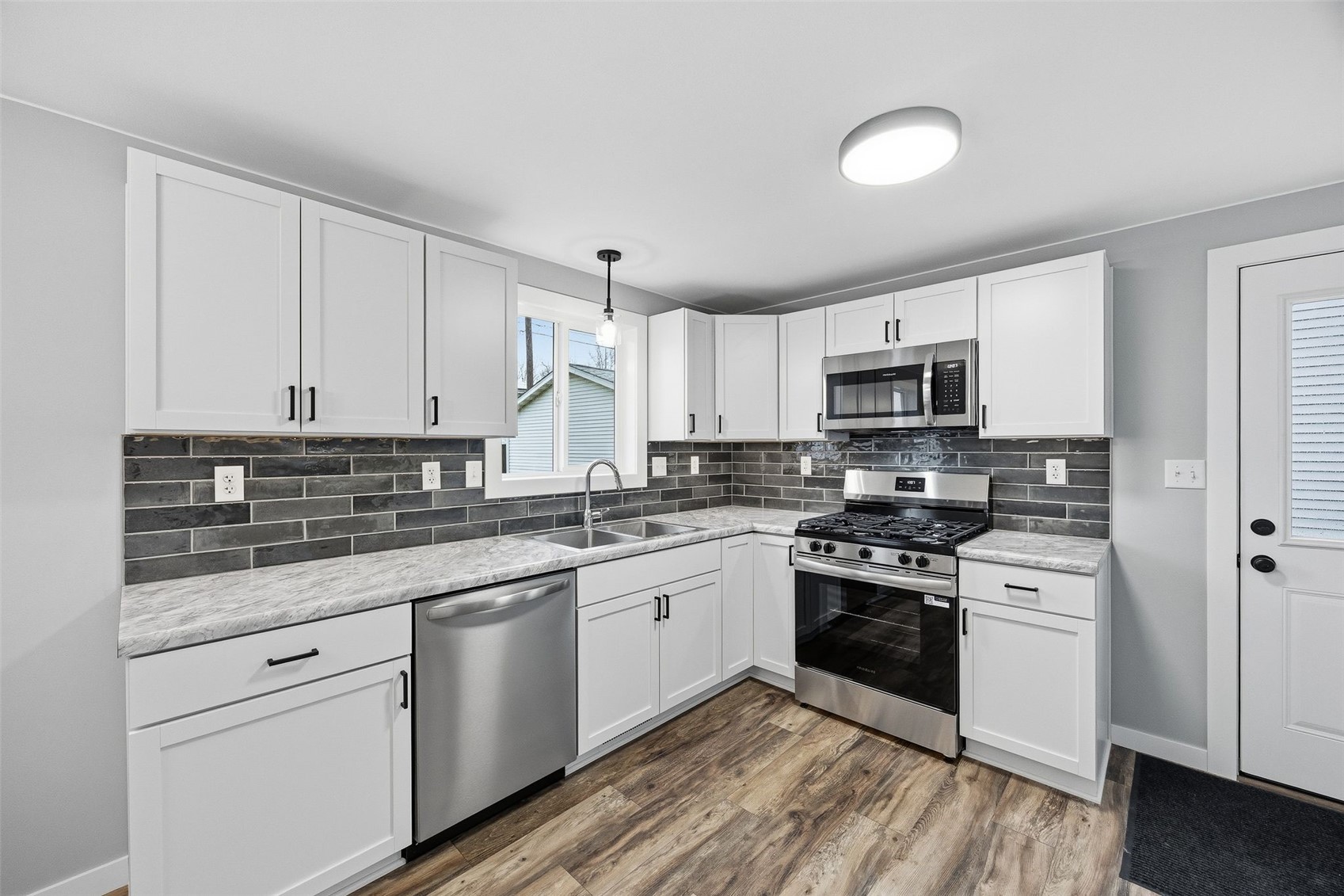 56 Deerwood Court SW Cedar Rapids IA 52404