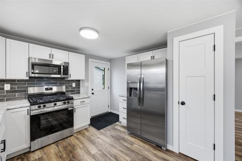 56 Deerwood Court SW Cedar Rapids IA 52404