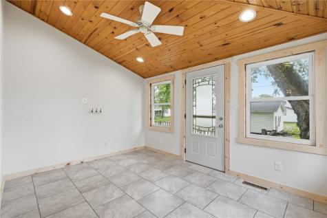 216 Lewis Street Mt Auburn IA 52313