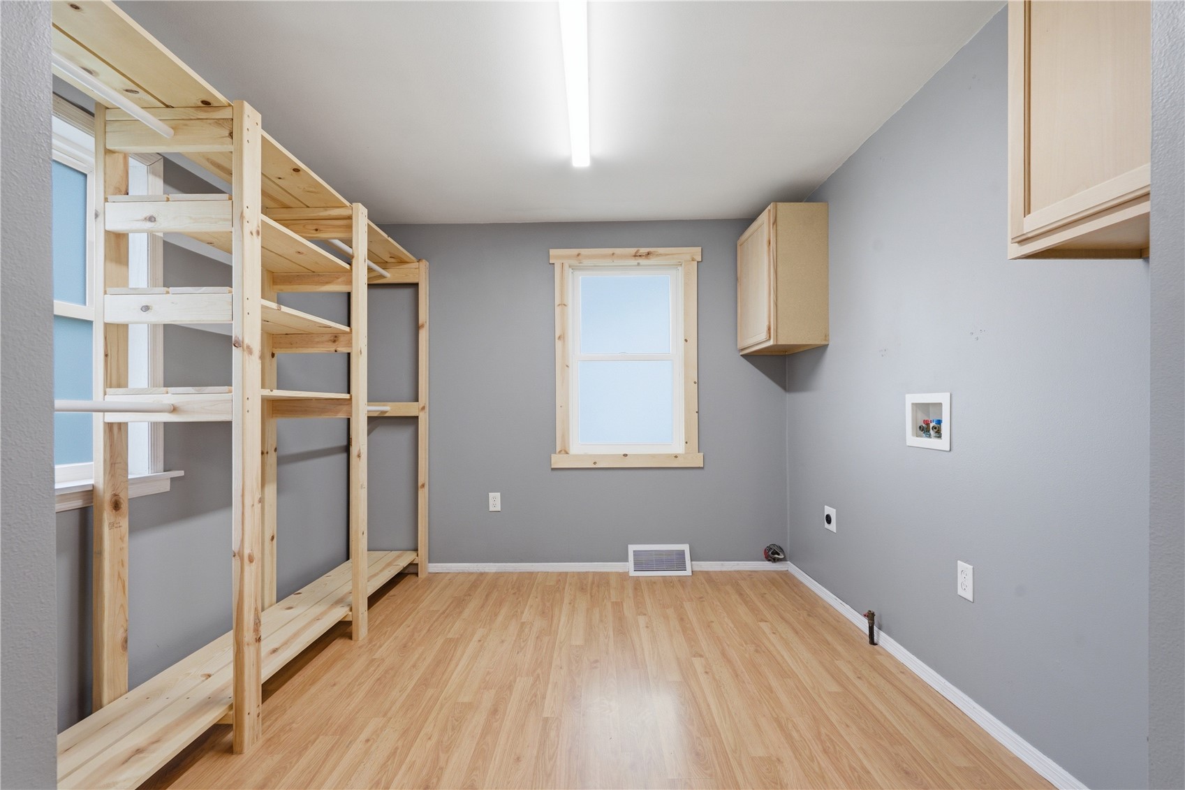 216 Lewis Street Mt Auburn IA 52313