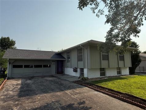 1723 Northbrook Drive NE Cedar Rapids IA 52402