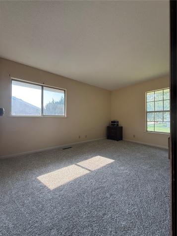1723 Northbrook Drive NE Cedar Rapids IA 52402
