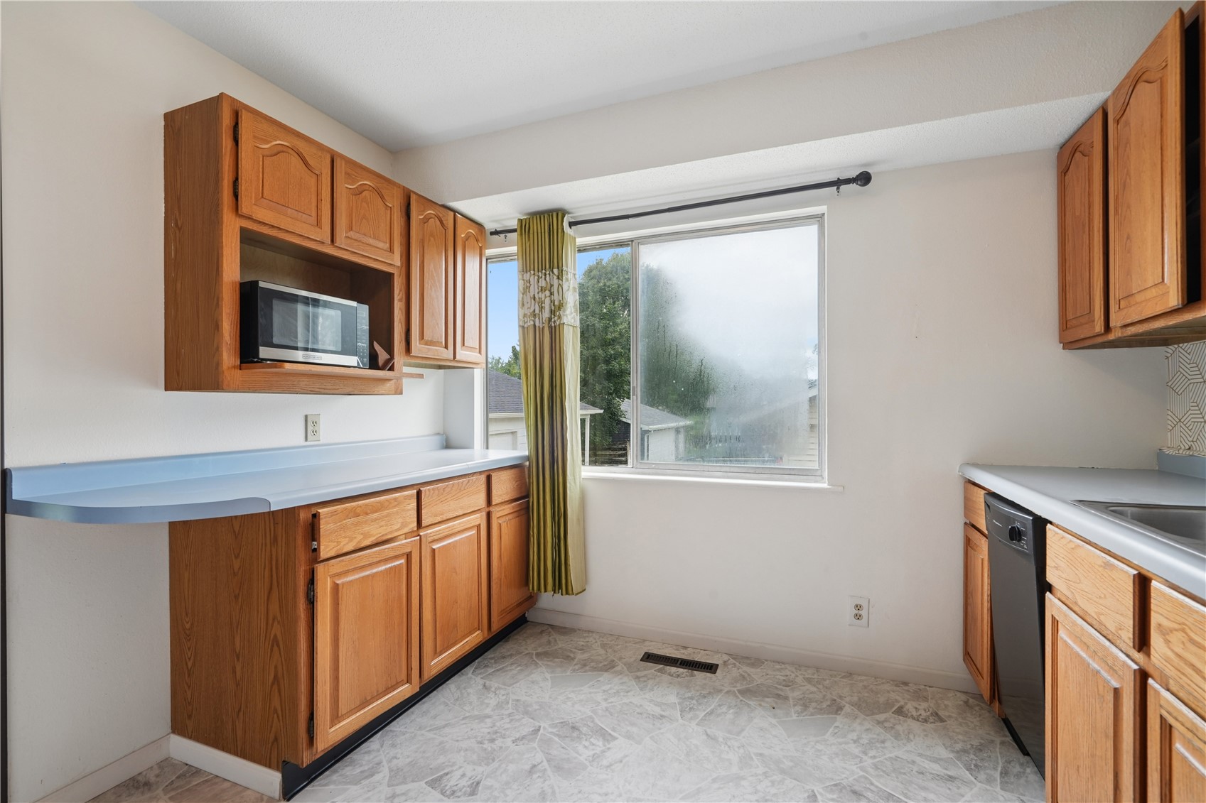 1723 Northbrook Drive NE Cedar Rapids IA 52402