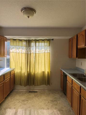 1723 Northbrook Drive NE Cedar Rapids IA 52402