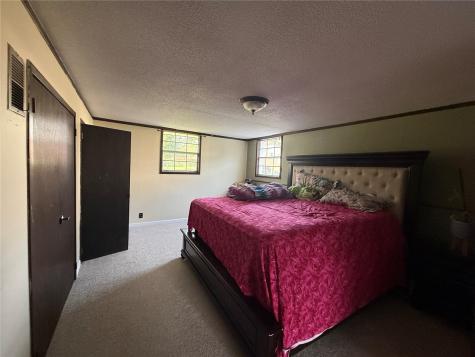 1723 Northbrook Drive NE Cedar Rapids IA 52402