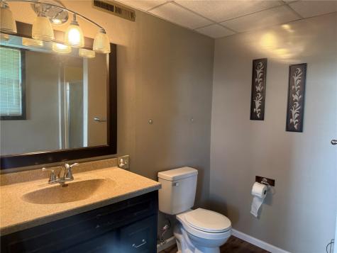1723 Northbrook Drive NE Cedar Rapids IA 52402