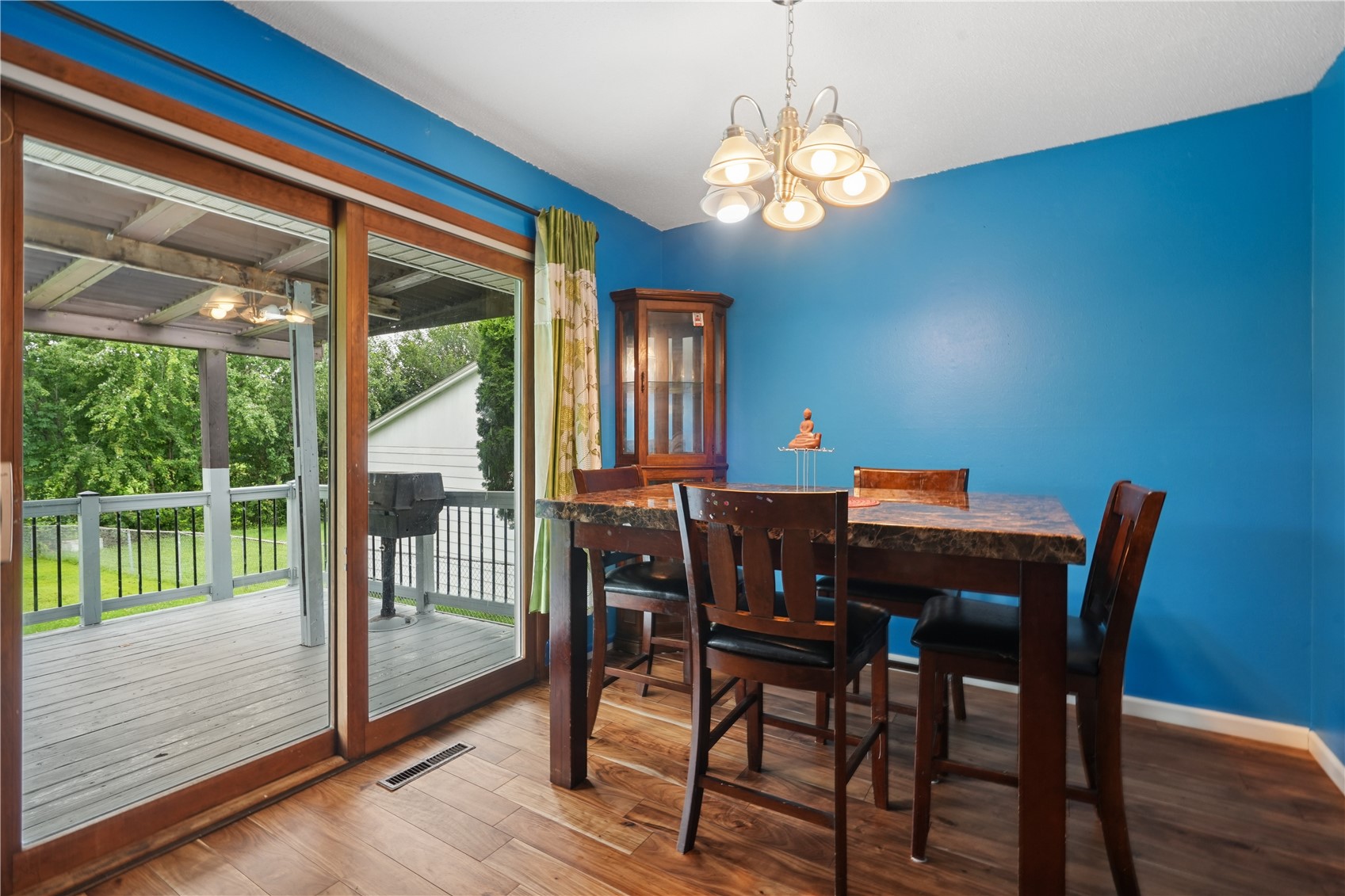 1723 Northbrook Drive NE Cedar Rapids IA 52402