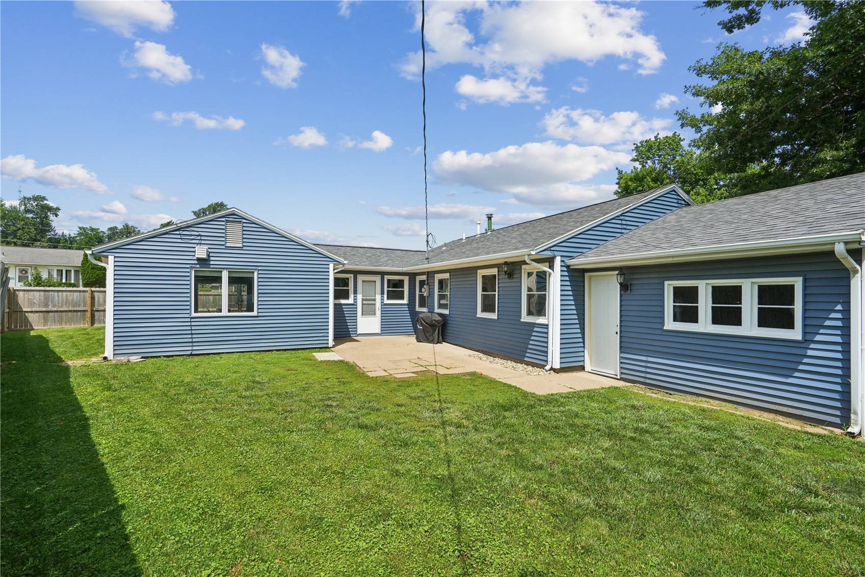 415 Linwood Street SW Cedar Rapids IA 52404