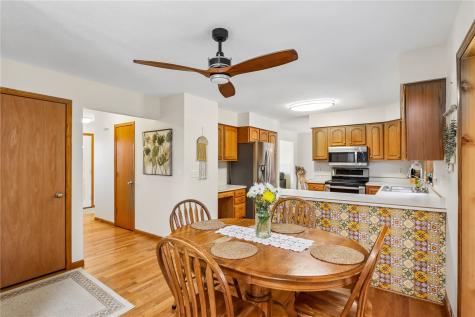 2816 Lancelot Lane NW Cedar Rapids IA 52405