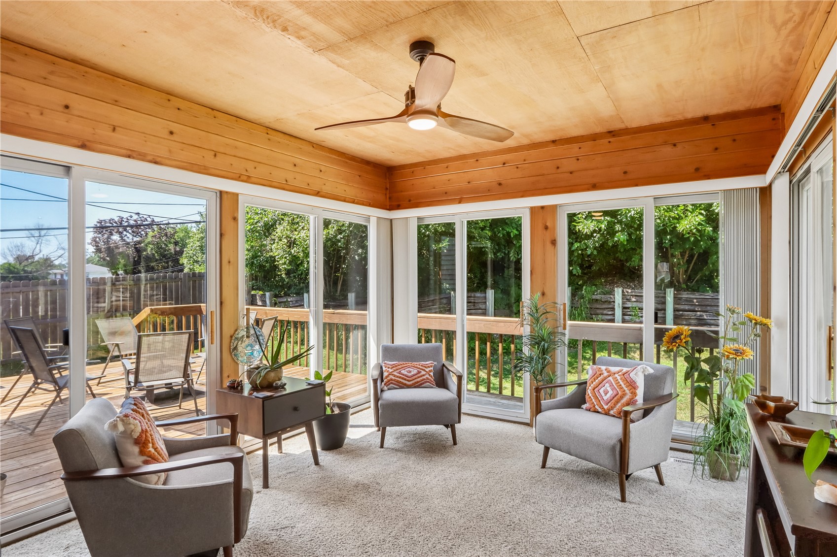 2816 Lancelot Lane NW Cedar Rapids IA 52405