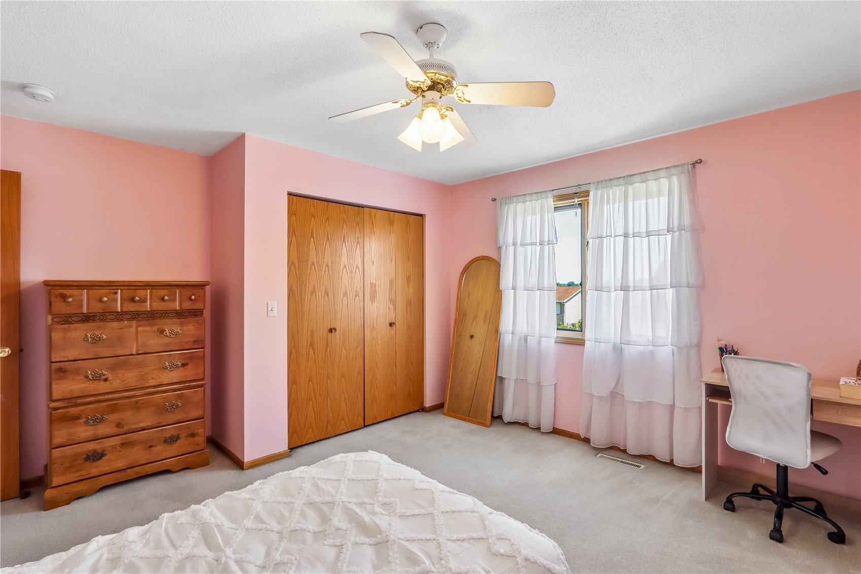 2816 Lancelot Lane NW Cedar Rapids IA 52405